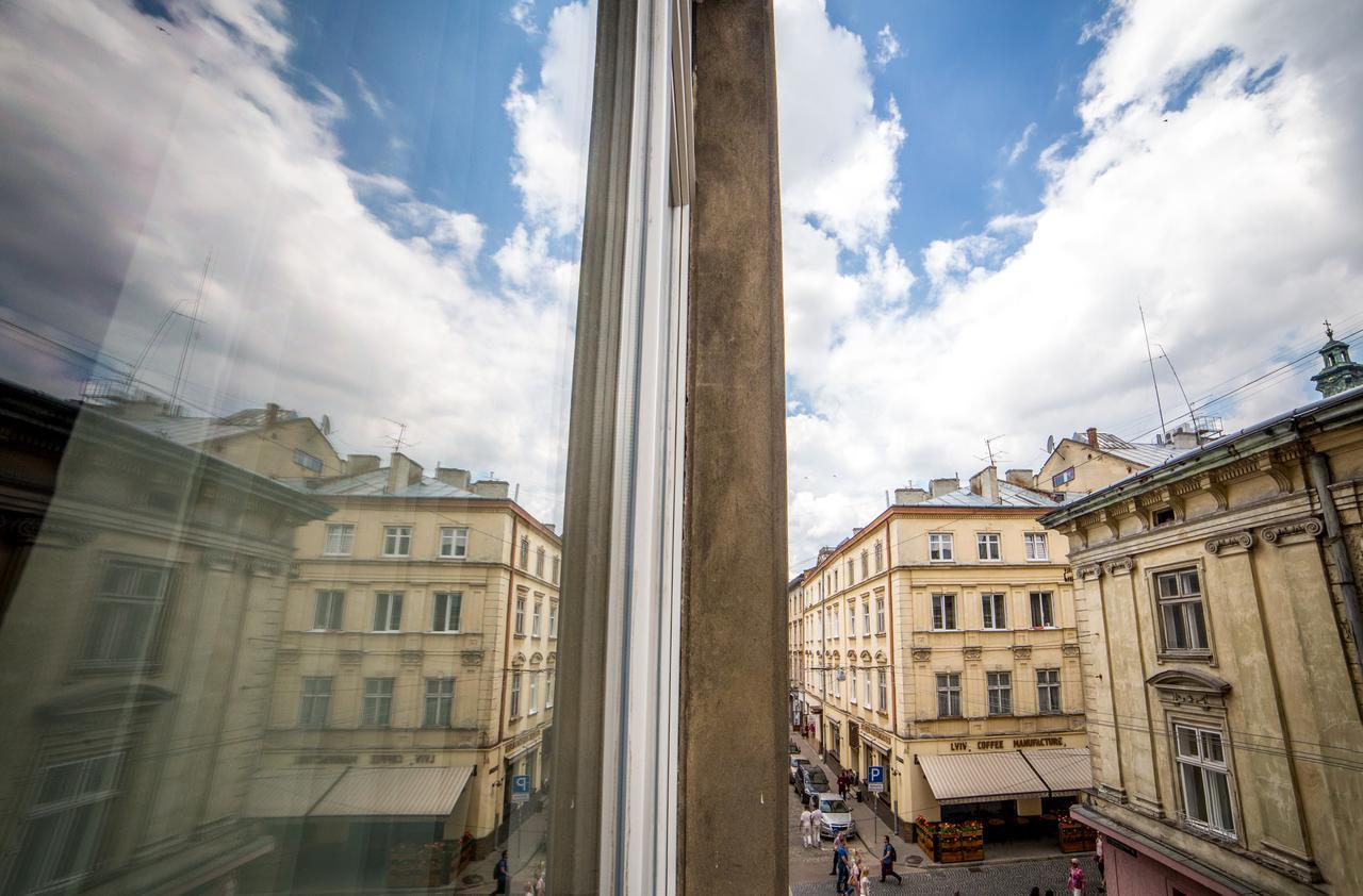 Apart Hotel On Rynok Square Lemberg Exterior foto