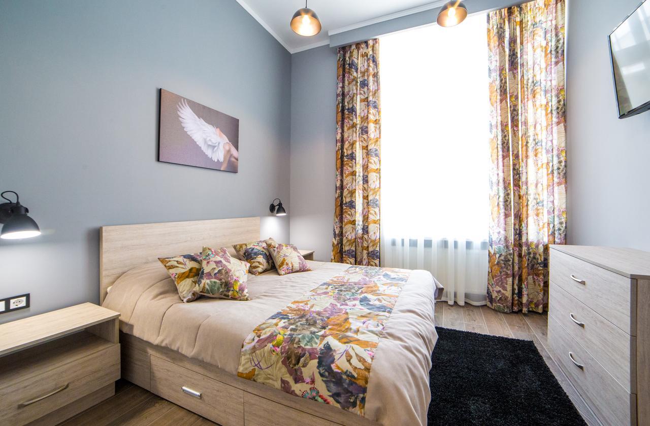 Apart Hotel On Rynok Square Lemberg Exterior foto