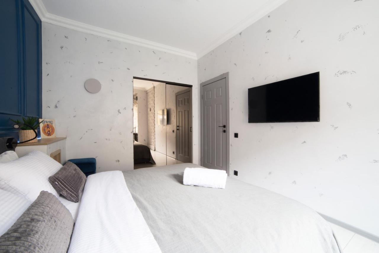 Apart Hotel On Rynok Square Lemberg Exterior foto