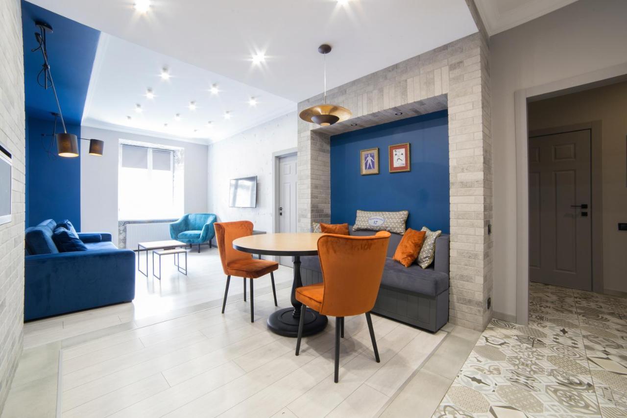 Apart Hotel On Rynok Square Lemberg Exterior foto